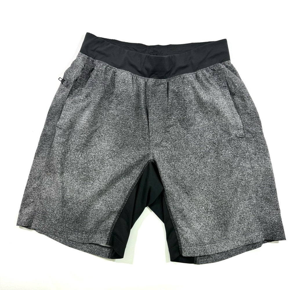 Lululemon T.H.E. Short Linerless 9" Black Grey Print
